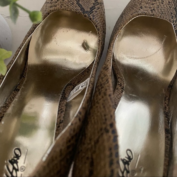 Mossimo SnakeSkin Round Toe Heels - Picture 6 of 7
